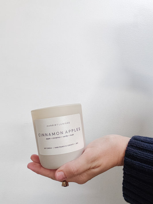 CINNAMON APPLES SOY CANDLE